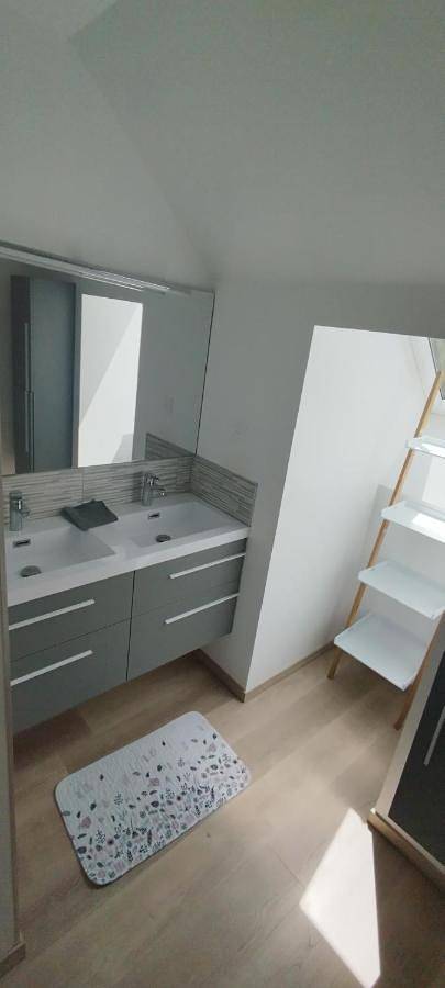 Double Room in Marigné-Laillé, Sarthe