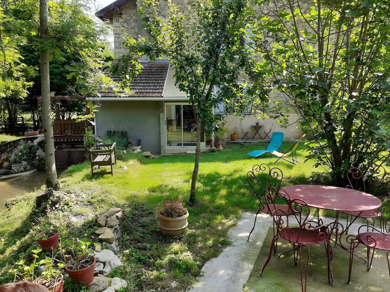 Ferienhaus „Le Chant de la Rivière“ – Einzigartige Lage inmitten der Natur! in Carla-de-Roquefort, Ariège