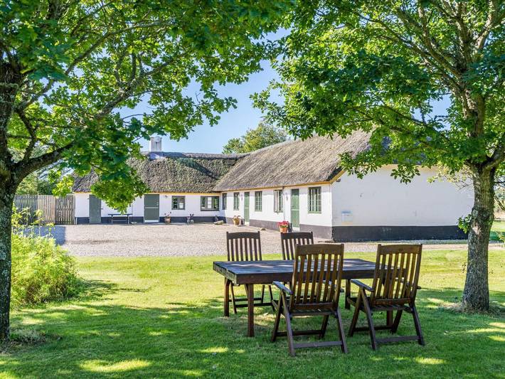 Ferienhaus für 4 Personen, mit Terrasse in Houstrup Strand