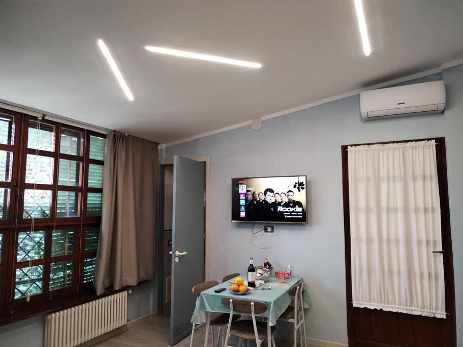 Appartamento intero, Loft 2 in Mondello beach Mt. 200 from sea. in Mondello, Palermo