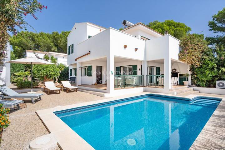 Location de vacances pour 8 personnes, avec jardin et piscine dans Na Macaret