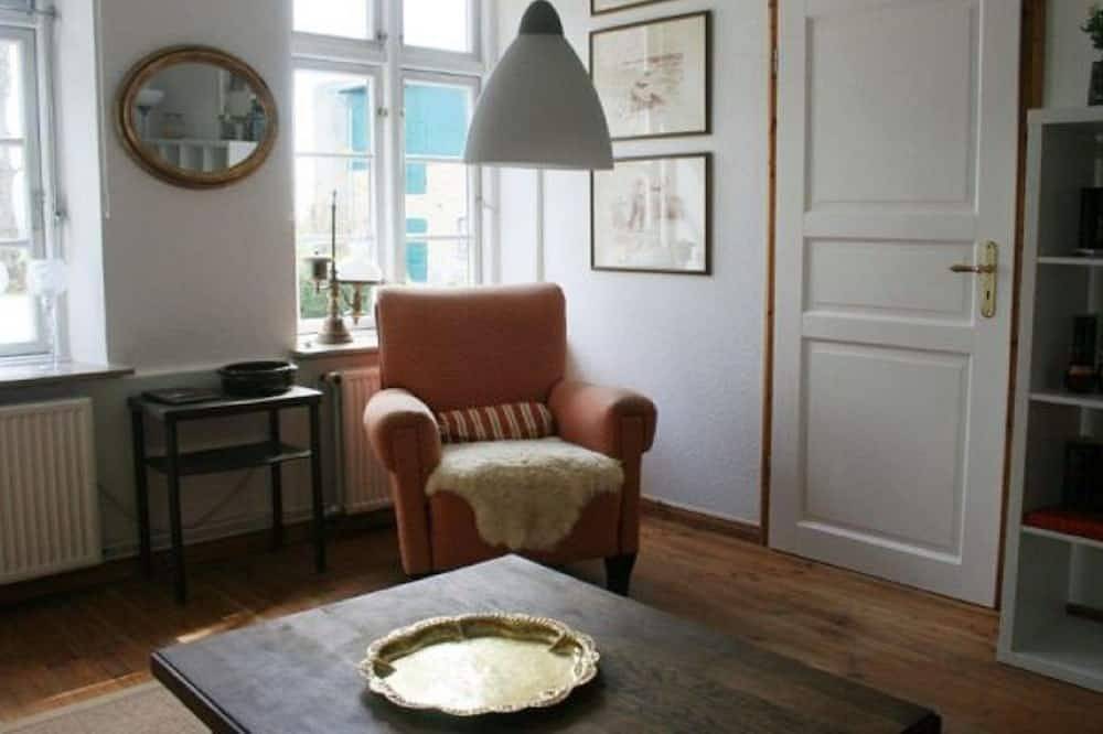 Ganze Wohnung, Ferienwohnung Garten - Urlaub auf dem Ferienhof Sachau in Dörphof, Rendsburg-Eckernförde