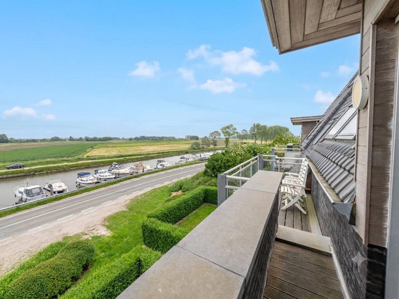 Ganze Wohnung, Duplex-Wohnung mit Gemeinschaftspool in Nieuwpoort, Belgische Küste