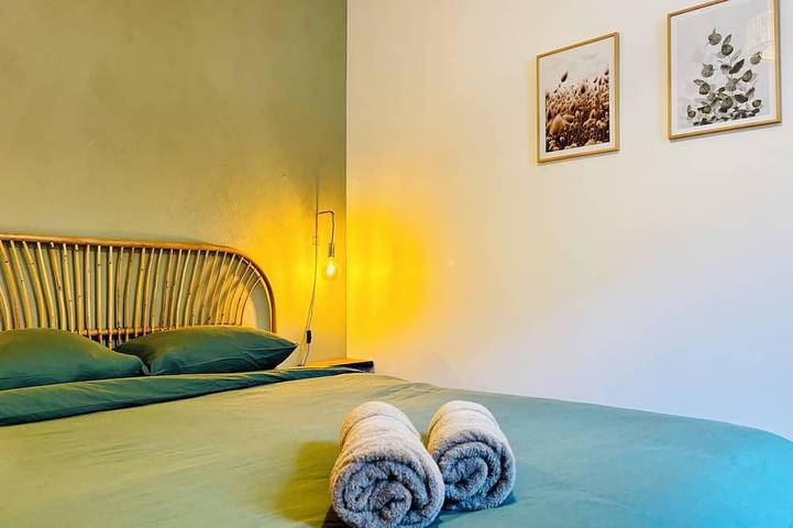 Apartamento entero, Le Limoni - Air-conditioned with private patio in Brignoles, Región Brignoles