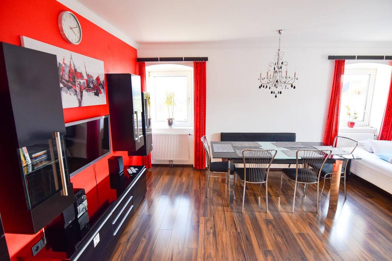Ganze Wohnung, Apartment „Stilvoll mit Bauernhof“ mit Bergblick, Gemeinschaftsterrasse & Wlan in Sankt Martin-Karlsbach, Mostviertel Region