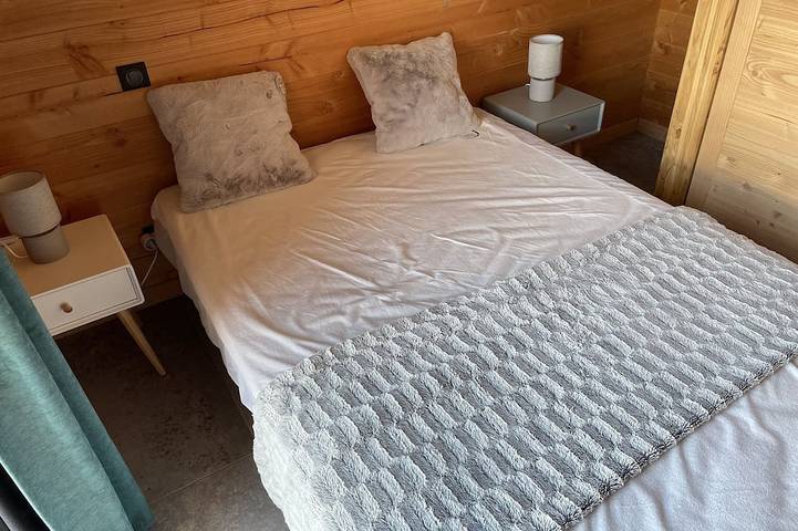 Gîte pour 12 personnes, avec jardin et terrasse dans Office De Tourisme La Toussuire - 4