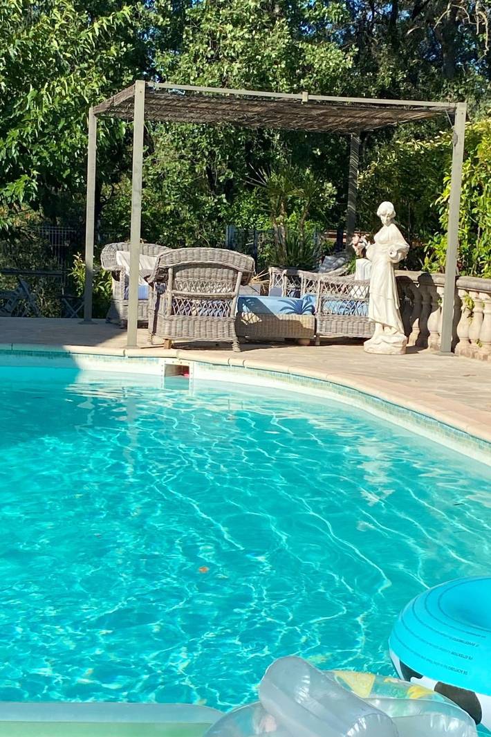 Location de vacances pour 6 personnes, avec jardin à Taradeau - 4