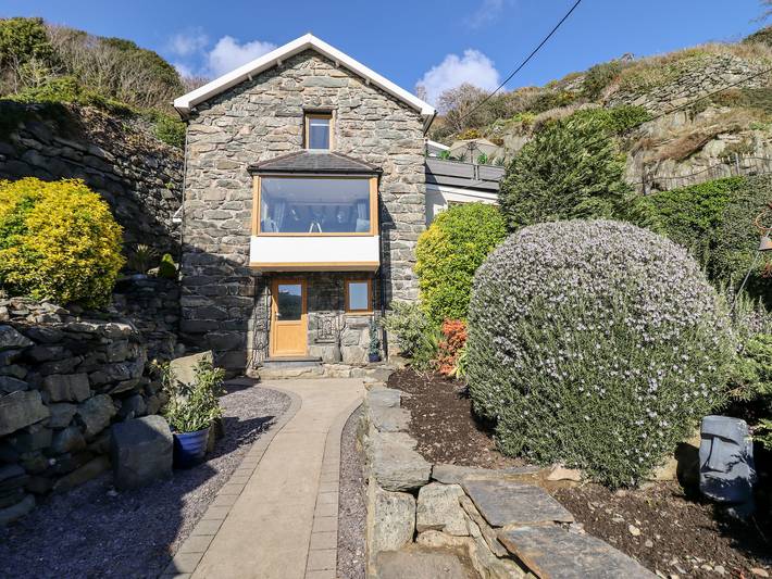 Cottage for 8 people, with garden - 1