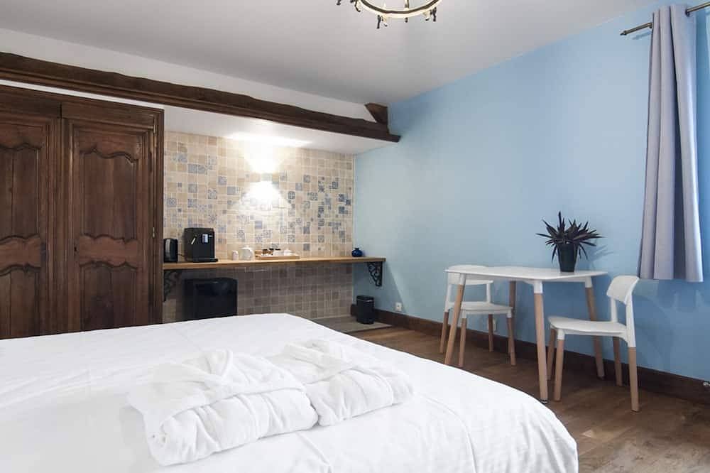 Maison historique avec spa, sauna et hammam in Éguilly, Région de Beaune