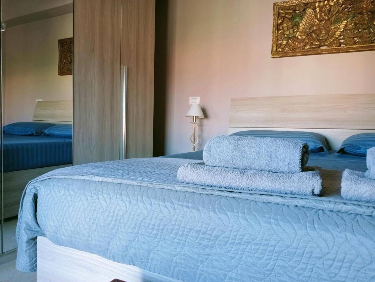 Appartamento intero, One-Bedroom Apartment with Sea View and Terrace in Rosignano Solvay, Rosignano Marittimo