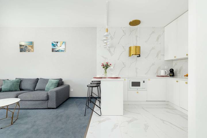 Apartament wakacyjny dla 4 osób, z jacuzzi i balkon/ taras oraz sauna, Dla rodziny w Gąski