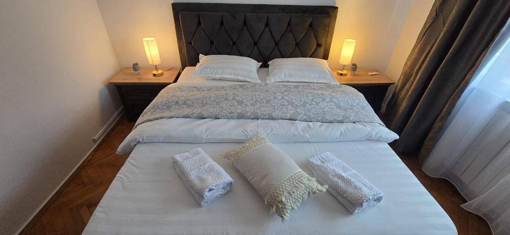 Appartement de vacances pour 6 personnes, avec Balcon ainsi que Jardin et Vue à Timișoara