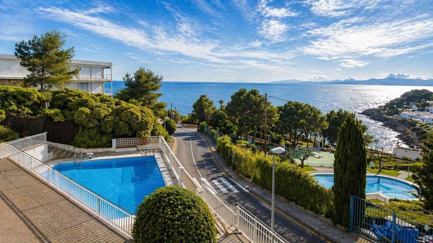 Apartamento entero, Apartamento Calacrancs con vistas al mar, Wi-Fi y aire acondicionado in Salou, Costa Dorada