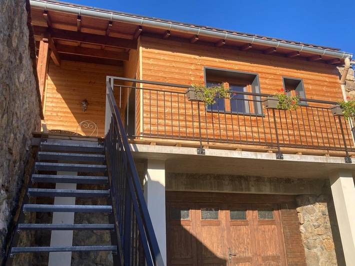 Location de vacances pour 2 personnes, avec terrasse et vue à Lavoûte-sur-Loire - 4