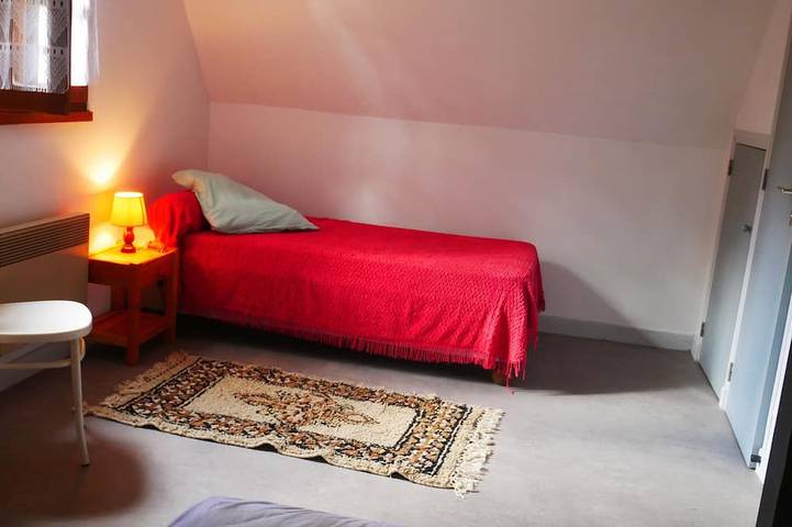 Location de vacances pour 5 personnes, avec terrasse et jardin à Thiézac - 4