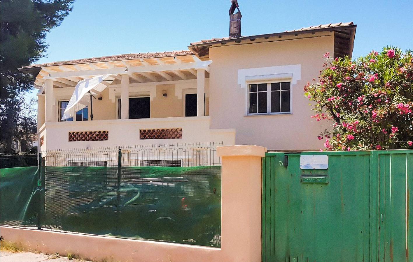Gemütliches Apartment am Strand mit Annehmlichkeiten in Cagnes-sur-Mer, Cannes und Umgebung