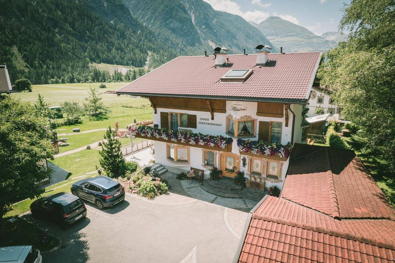 Landhaus Marion in Holzgau, Allgäuer Alpen (Österreich)