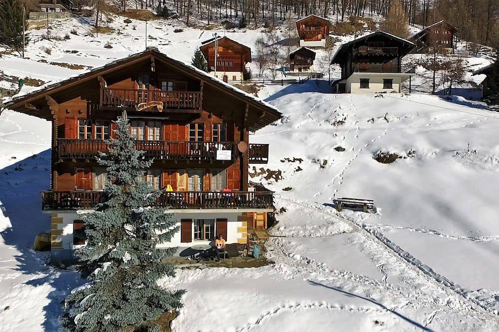 Ganze Wohnung, Villa-La Sage / Evolène Höhe 1750m: schöne Wohnung von 72m2 in Villa in Evolène, Walliser Alpen