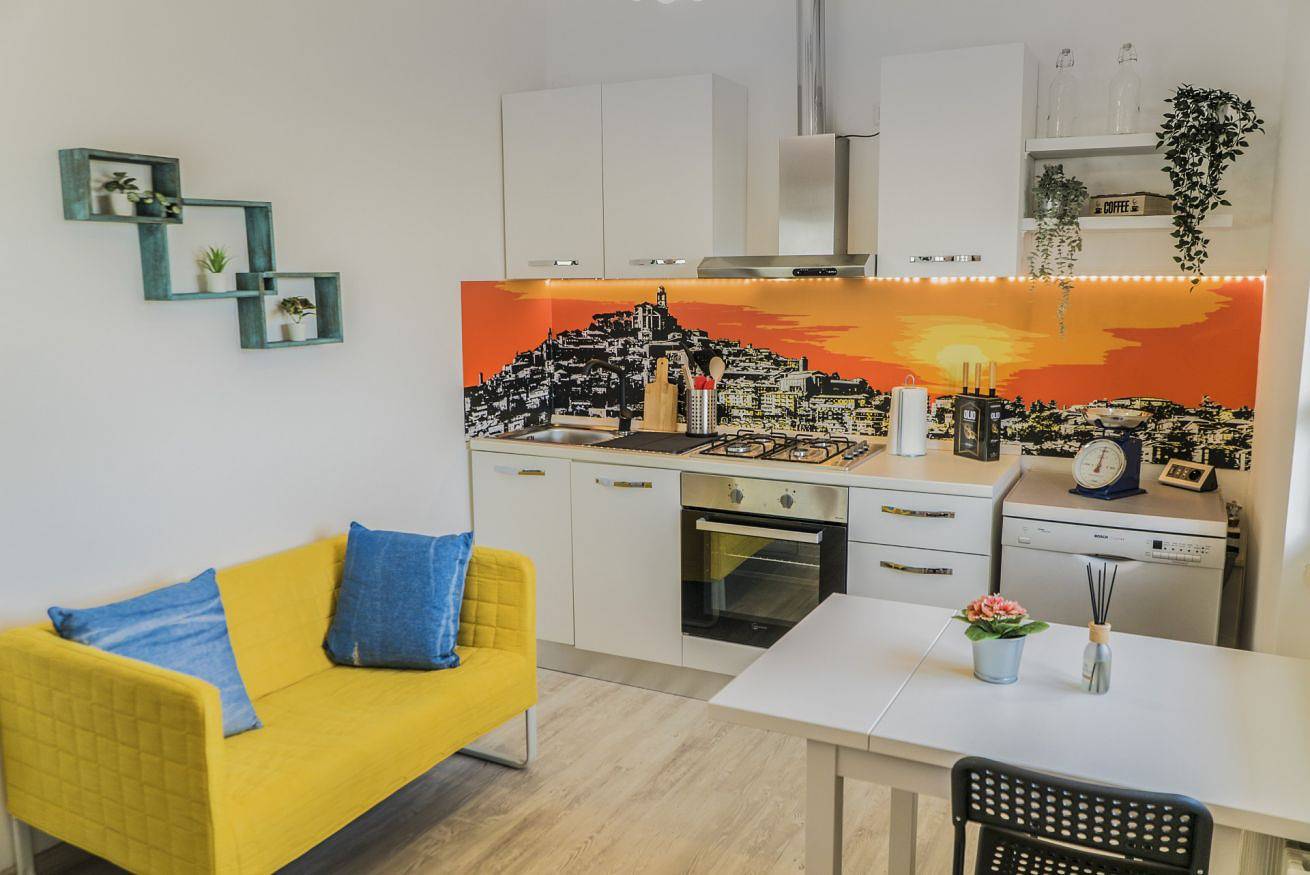 Appartement entier, [Sea View House] Wi-Fi A/C View in Fermo (Village), Fermo