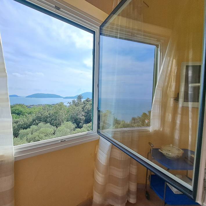 Appartamento per 3 persone, con balcone a San Terenzo