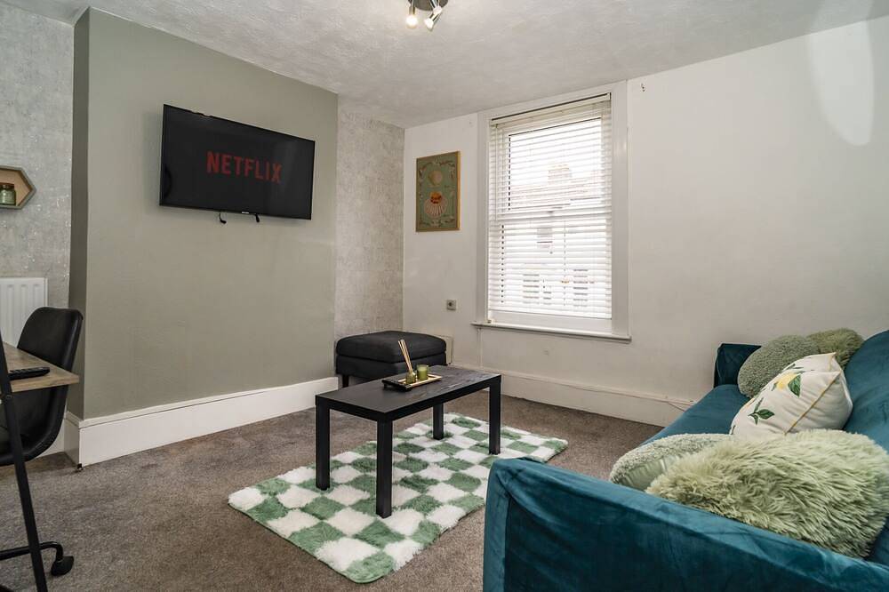Sage House (Town-Centre Flat) in Kent
