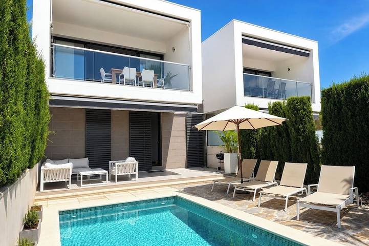Finca für 6 Personen, mit Balkon in Cala Mendia