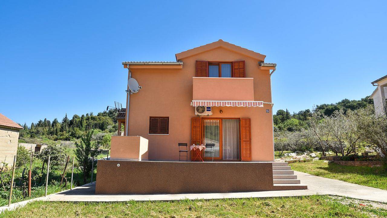 Ferienhaus für 5 Personen (90 m²) in Veli Iž in Zadar (Kommun), Iz