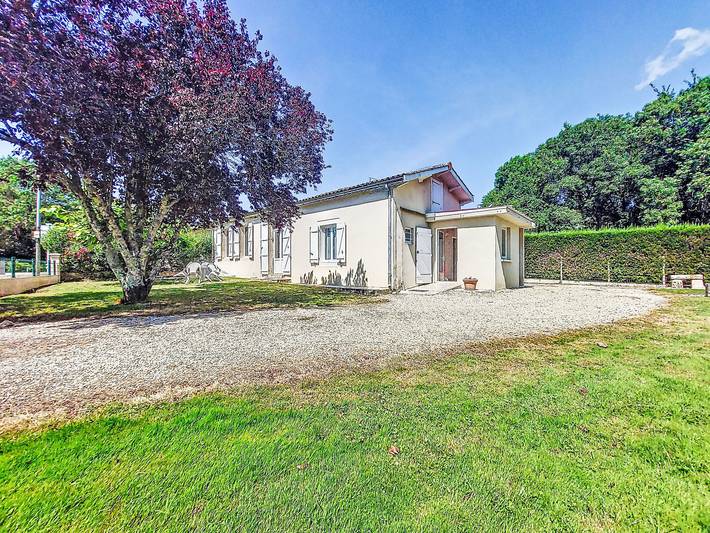 Location de vacances pour 5 personnes, avec Terrasse et Jardin à Bégadan