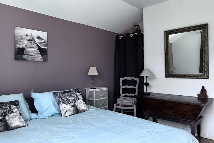 Location de vacances pour 10 personnes, avec jardin et terrasse à Lépin-le-Lac - 2