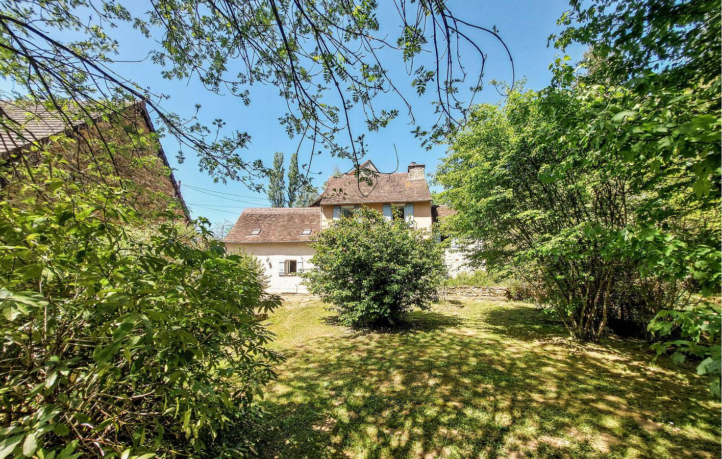 Charmant appartement 2 chambres avec jardin, Wi-Fi et possibilité de pêcher près de la Loue in Saint-Aurélien, Région de Limoges