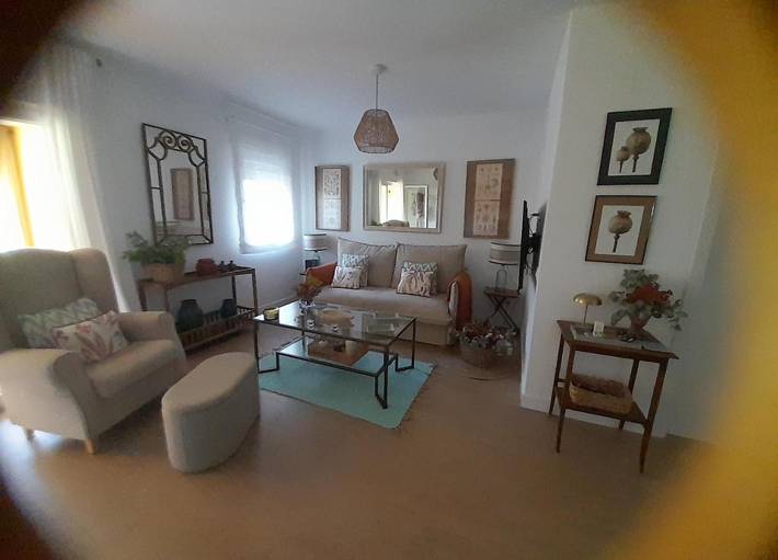 Apartamento de vacaciones para 4 personas, con piscina para niños y piscina además de jardín y terraza - 1