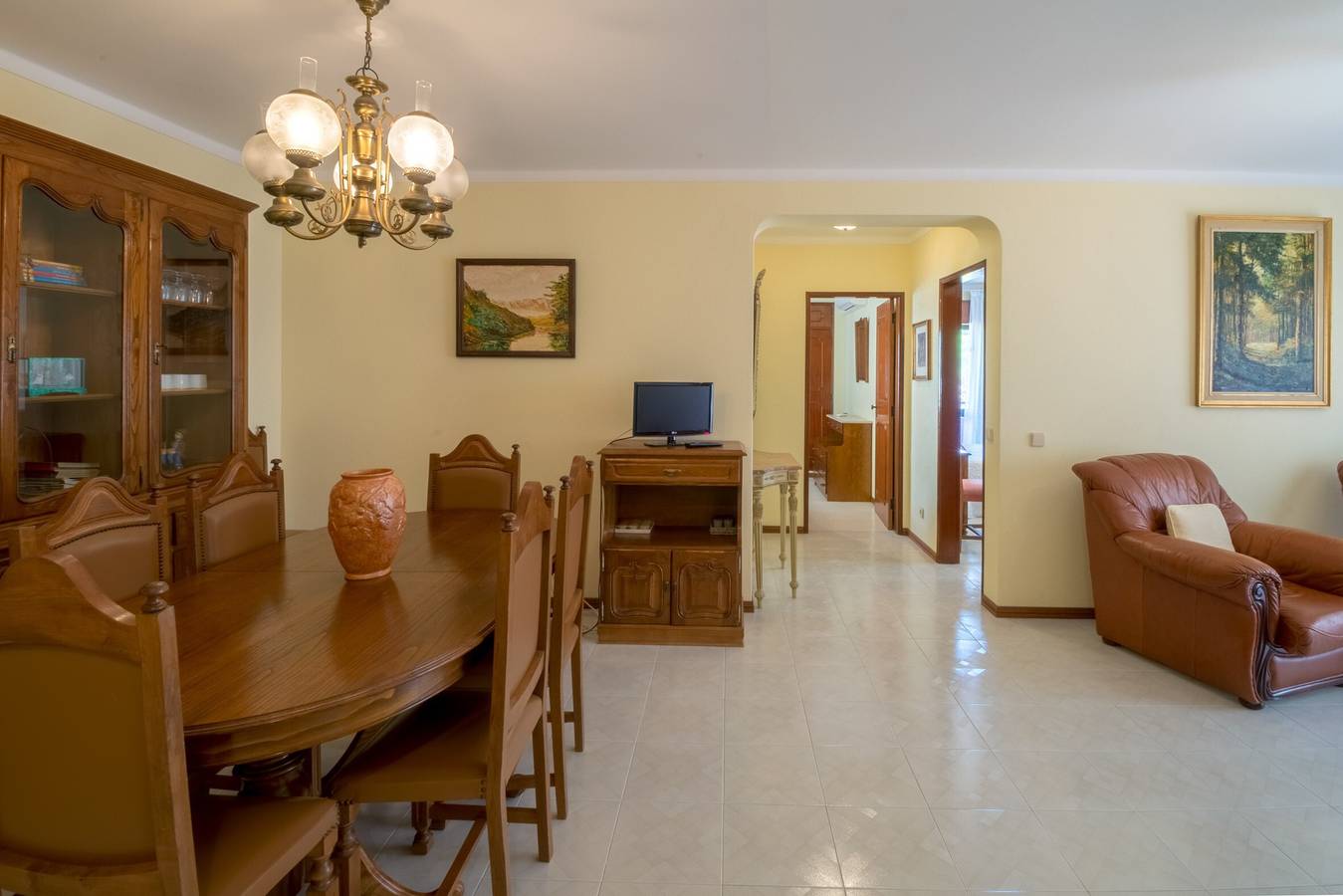 Appartement entier, Appartement São Pedro do Mar avec Terrasses, A/C & Wi-Fi in Quarteira, District de Faro