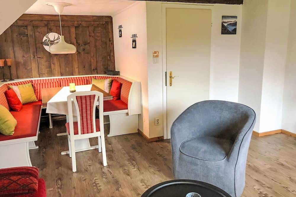 Geheel appartement, Ferienwohnung Gurkhof 2 - Gurk by Interhome in Gnesau, Oberkärnten