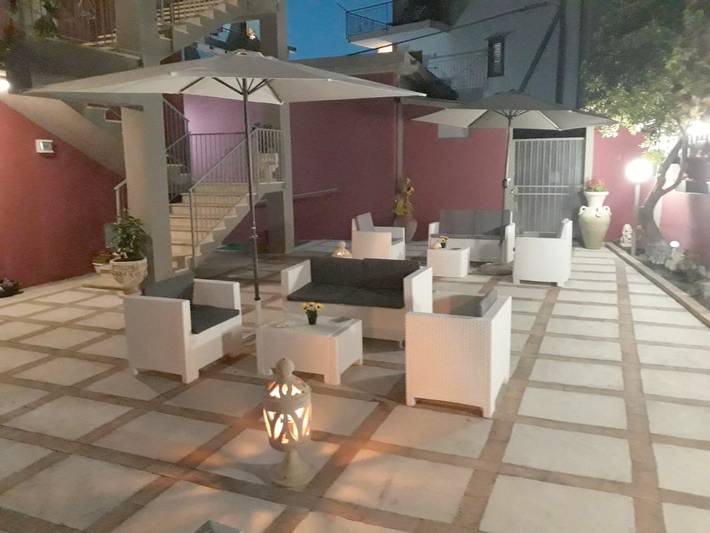 B&b per 2 persone, con Balcone e Terrazza nonché Giardino e Panorama a Santa Maria del Cedro