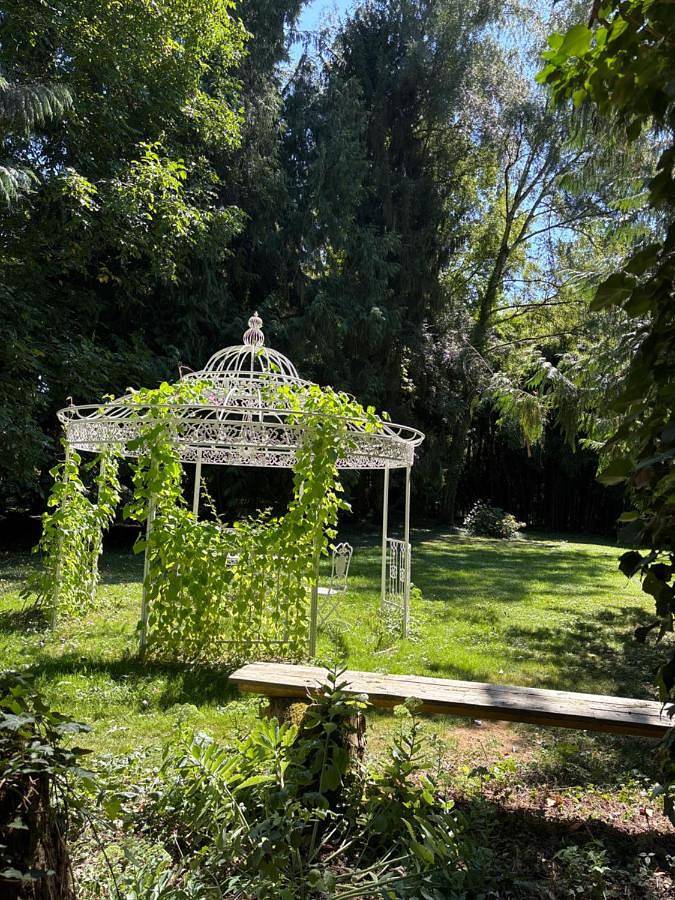 Chambre d’hôte pour 2 personnes, avec terrasse ainsi que jardin et vue à Nazelles-Négron - 4