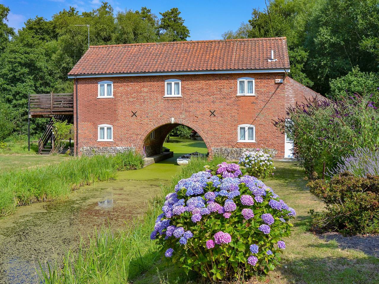 The Wherry Arch in Barton Turf, The Broads
