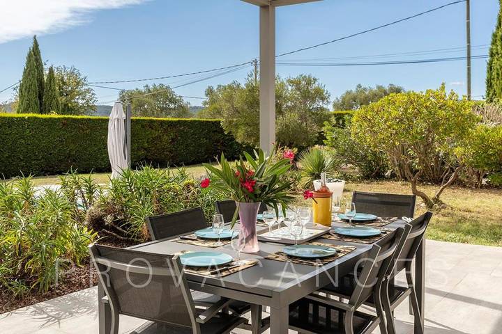 Location de vacances pour 8 personnes, avec jardin et piscine à Bagnols-en-Forêt - 3