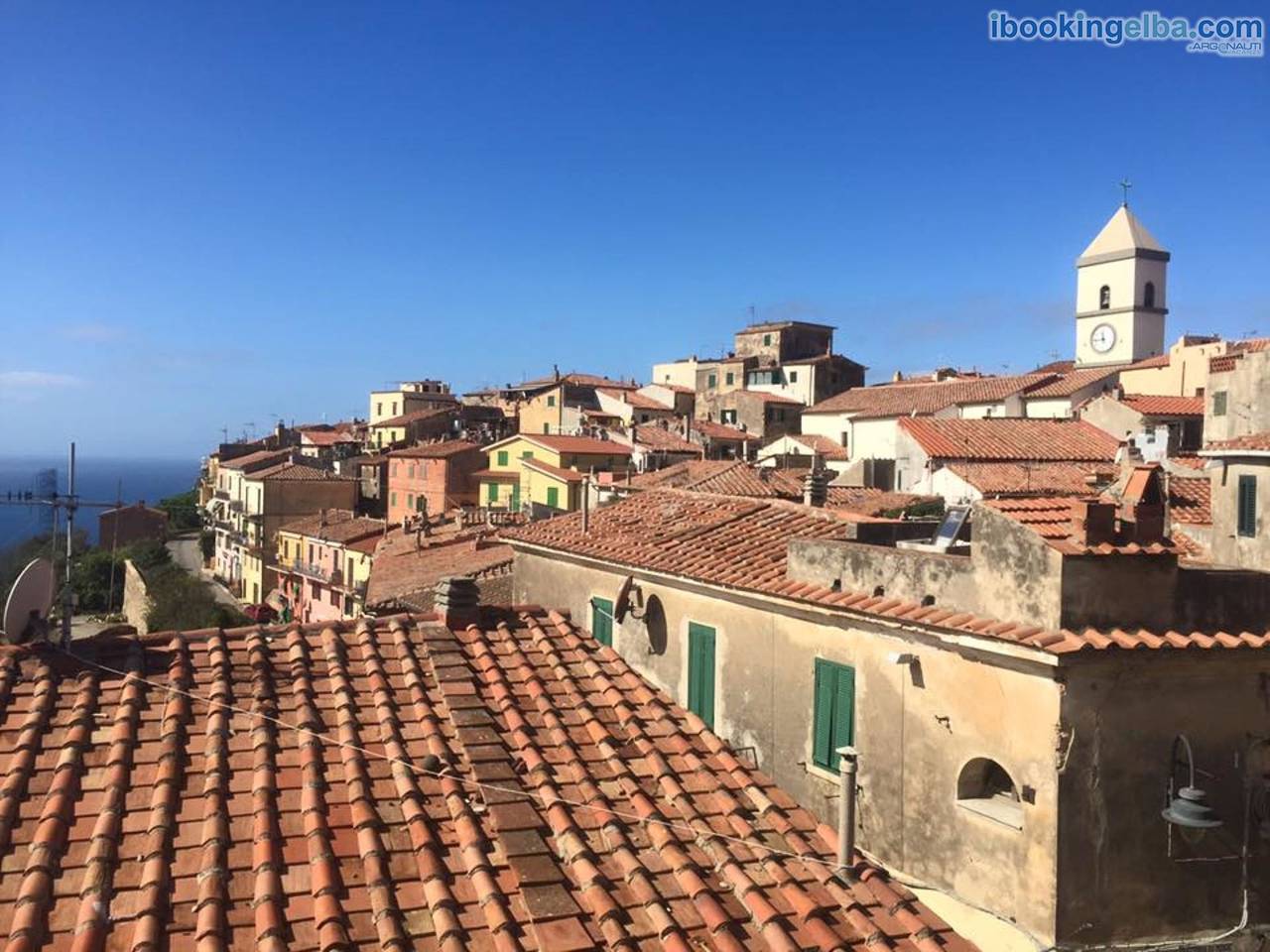 Appartamento intero, Costa dei  Tramonti  - with amazing sea views!-Costa dei Tramonti in Innamorata, Isola d'Elba