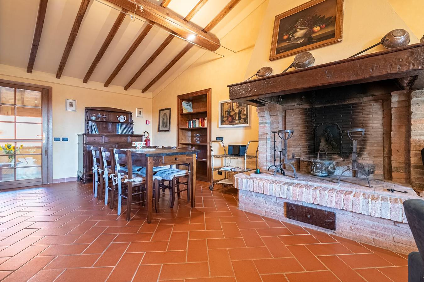 Ganze Wohnung, Apartment „La Terrazza“ mit Gemeinschaftspool, Garten und Wlan in Pontedera, Pisa Provinz