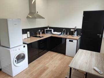 Gîte pour 4 personnes, avec terrasse à Saint-Étienne-de-Saint-Geoirs