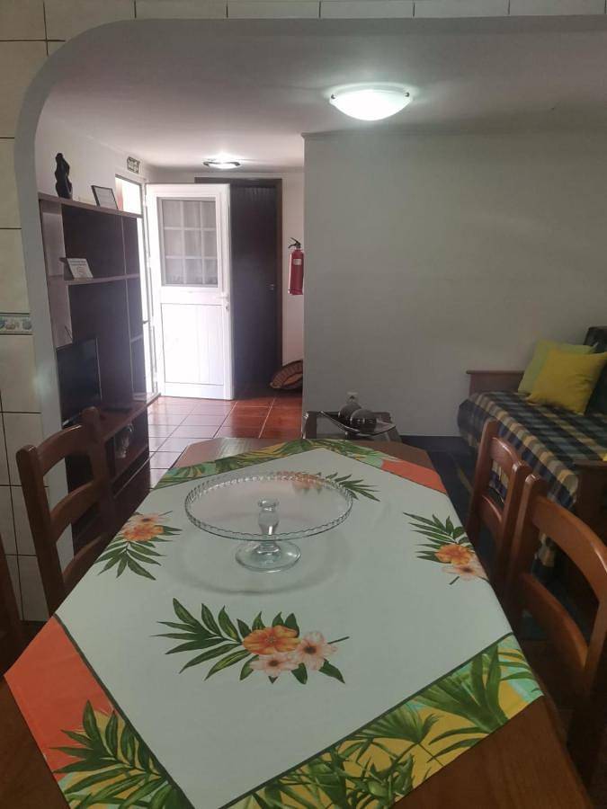 Gîte pour 3 personnes, avec piscine ainsi que balcon et vue à Lajes do Pico - 2
