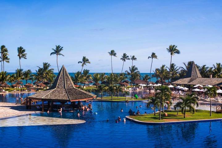 Location de vacances pour 10 personnes, avec jacuzzi ainsi que jardin et sauna dans Bahia