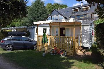 Mobil home pour 4 personnes, avec piscine dans Lac de Pareloup