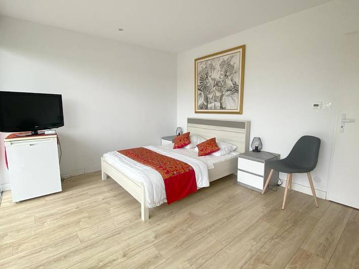 Maison d’hôte pour 2 personnes, avec terrasse et jardin ainsi que vue sur le lac et vue à Mimizan - 2