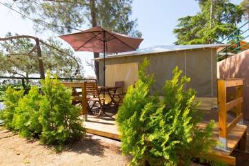 Tenda per 5 Persone in Calella, Catalogna, Foto 3