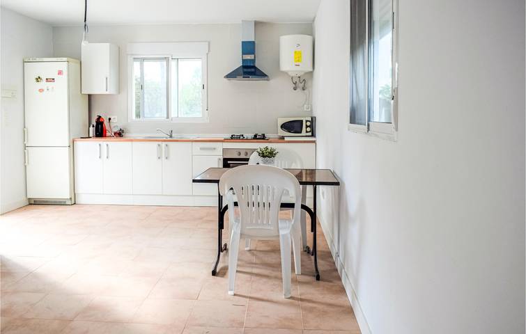 Apartamento con terraza junto a la piscina, aparcamiento e Internet in Játiva, Provincia de Valencia