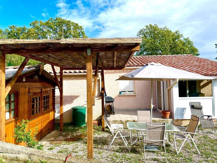 Location de vacances pour 4 personnes, avec jardin et vue, animaux acceptés à Saint-Paul-le-Jeune - 2