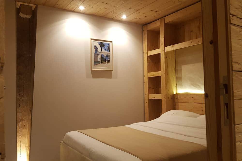 Magnificent T3 Duplex apartment in a chalet dating from 1813 in Saint-Jean-de-Sixt, Annecy region