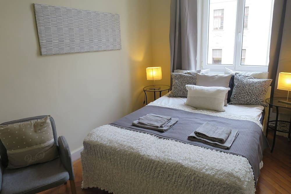 Ganze Wohnung, Hübsche zentrale 5-Zimmer-Wohnung in Budapest, Danube-Ipoly National Park