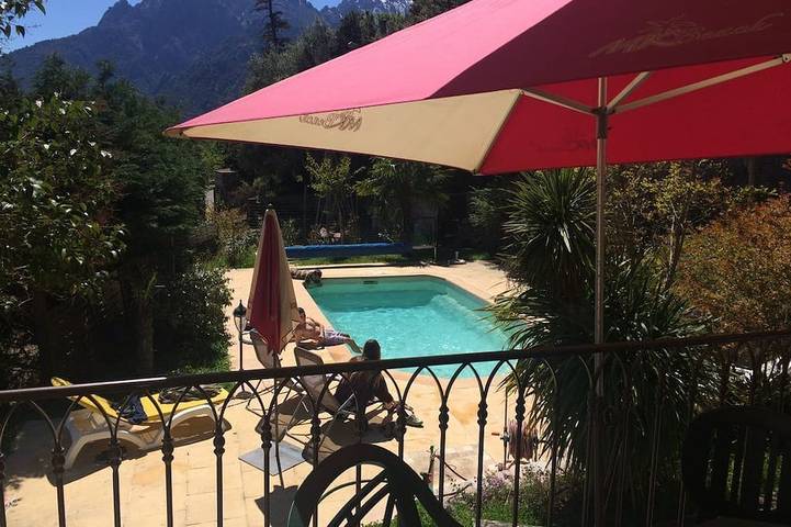 Villa pour 4 personnes, avec jardin et balcon dans Haute-Corse